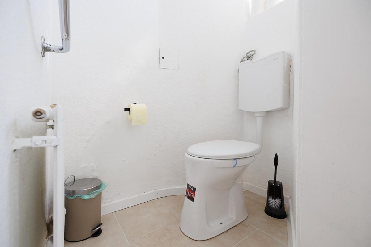 Mit 9 Schlafplaetze #2 Apartment Wien